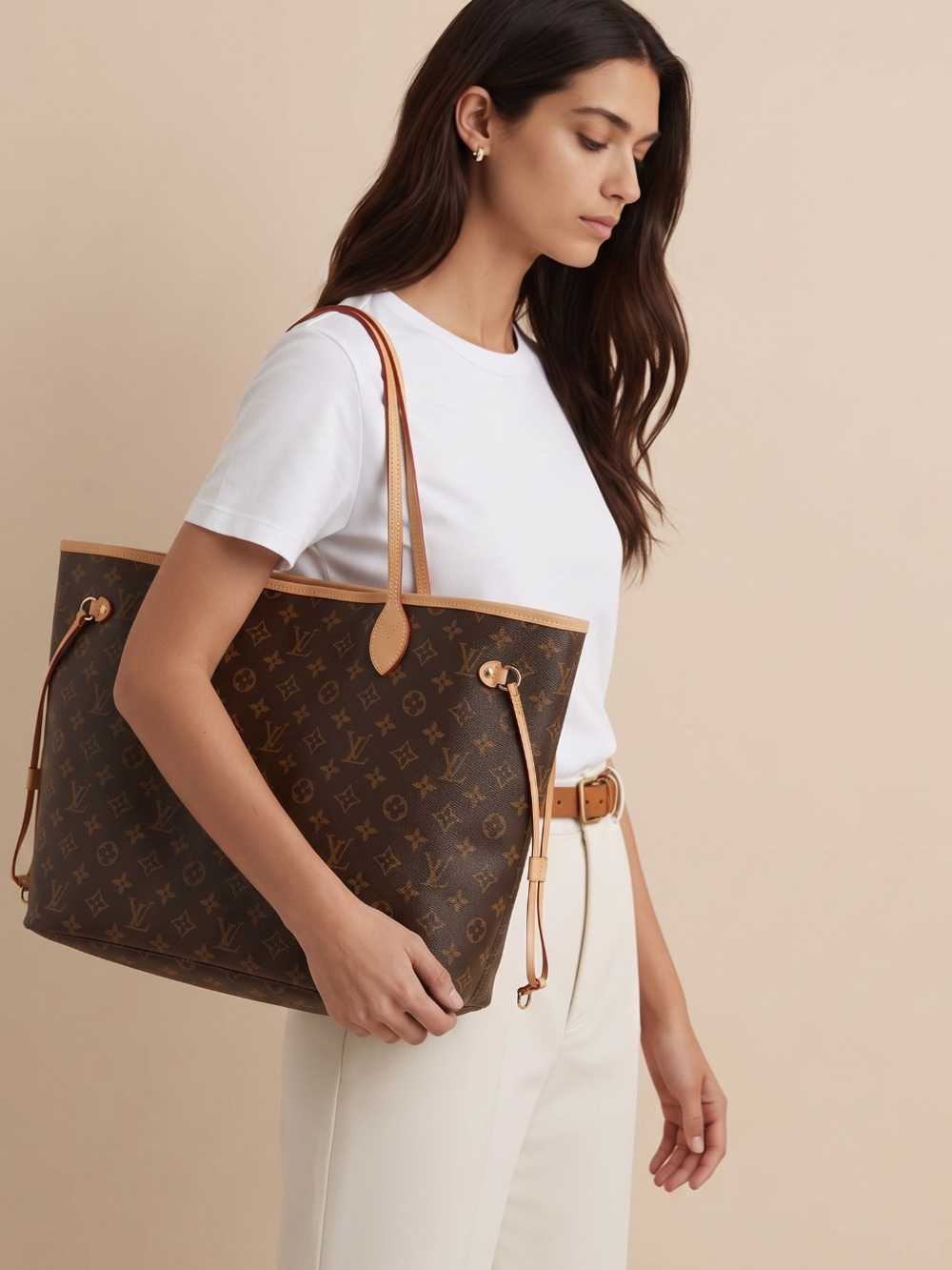 Authentic Louis Vuitton Monogram Never Full GM Shoulder Bag.